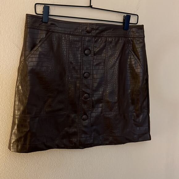 House of Harlow 1960 Snake Print Faux Leather A-Line Mini Skirt Size 8 - Picture 3 of 9